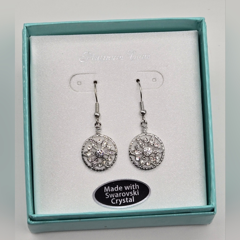 Vintage Style Earrings Made w Swarovski Crystals Silver Overlay - Picture 5 of 10